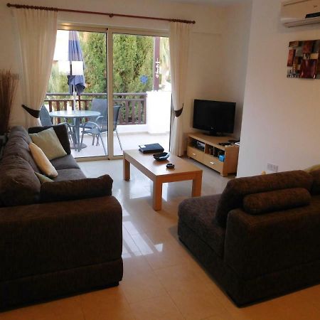 Vanessa 2 Bedroom Apartment 파포스 외부 사진