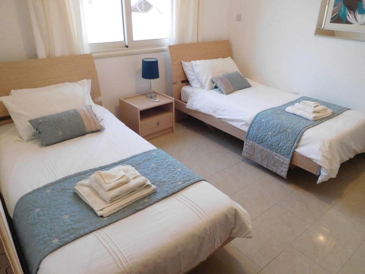 Vanessa 2 Bedroom Apartment 파포스 외부 사진