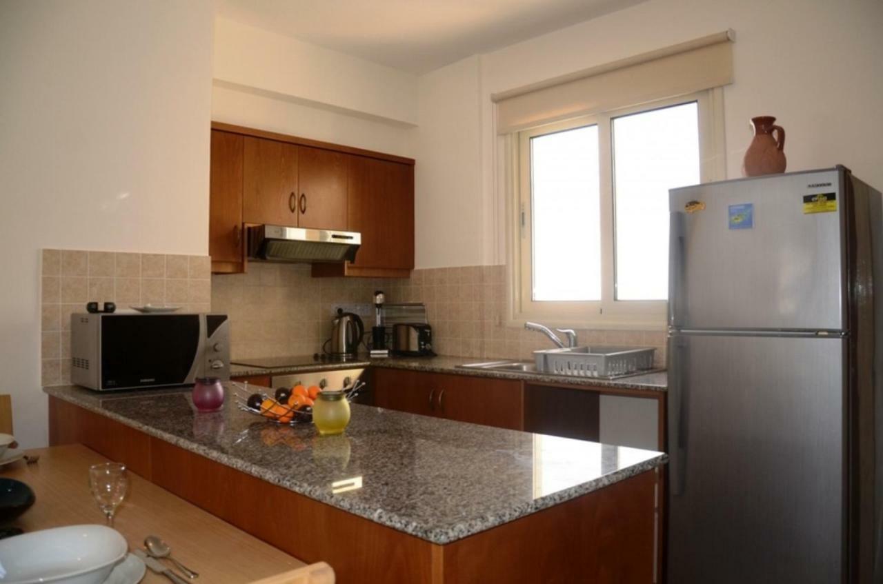 Vanessa 2 Bedroom Apartment 파포스 외부 사진